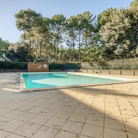 펜션 Au Calme Dans Les Pins